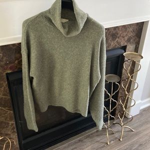 Women sweater
